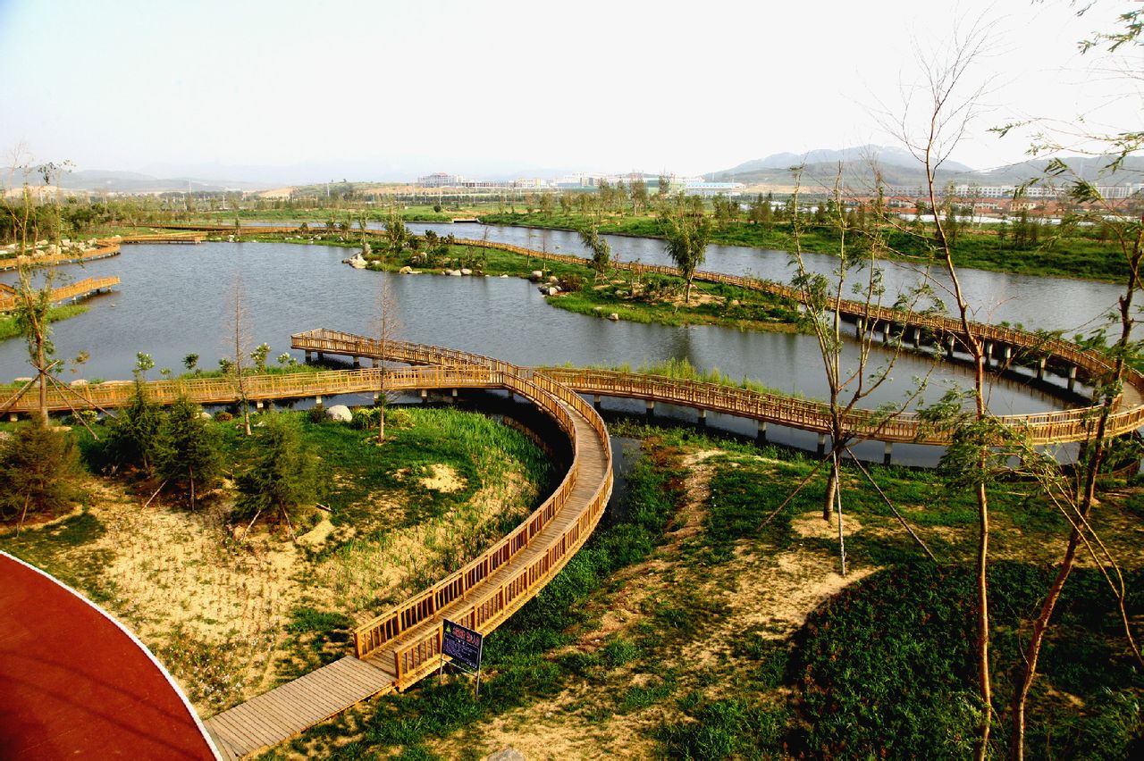  p data-id="gnzlmvviay">羊亭河湿地公园,位于山东省威海市环翠区