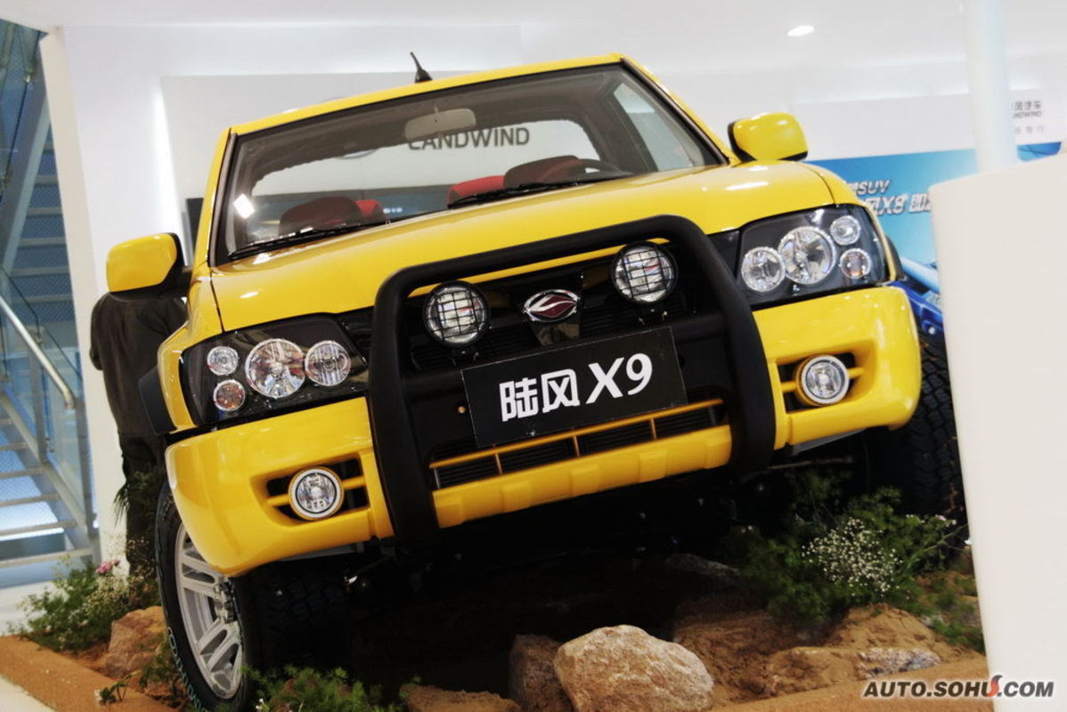  p data-id="gnx3w98h7f">江铃陆风陆风x9独特的短轴距车身,强劲的