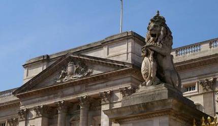 枢密院 /a>议长(lord president of the council)是英国内阁的一个