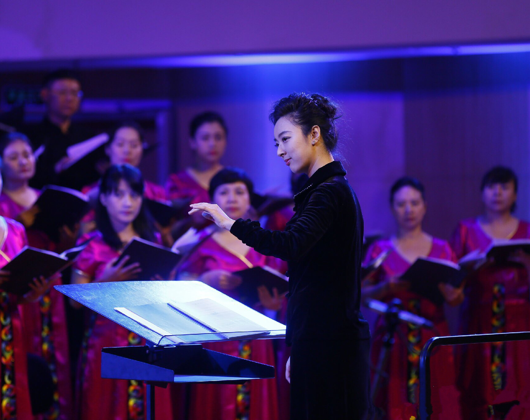 data-lemmaid="2980294">中国交响乐团合唱团驻团指挥,<a target=