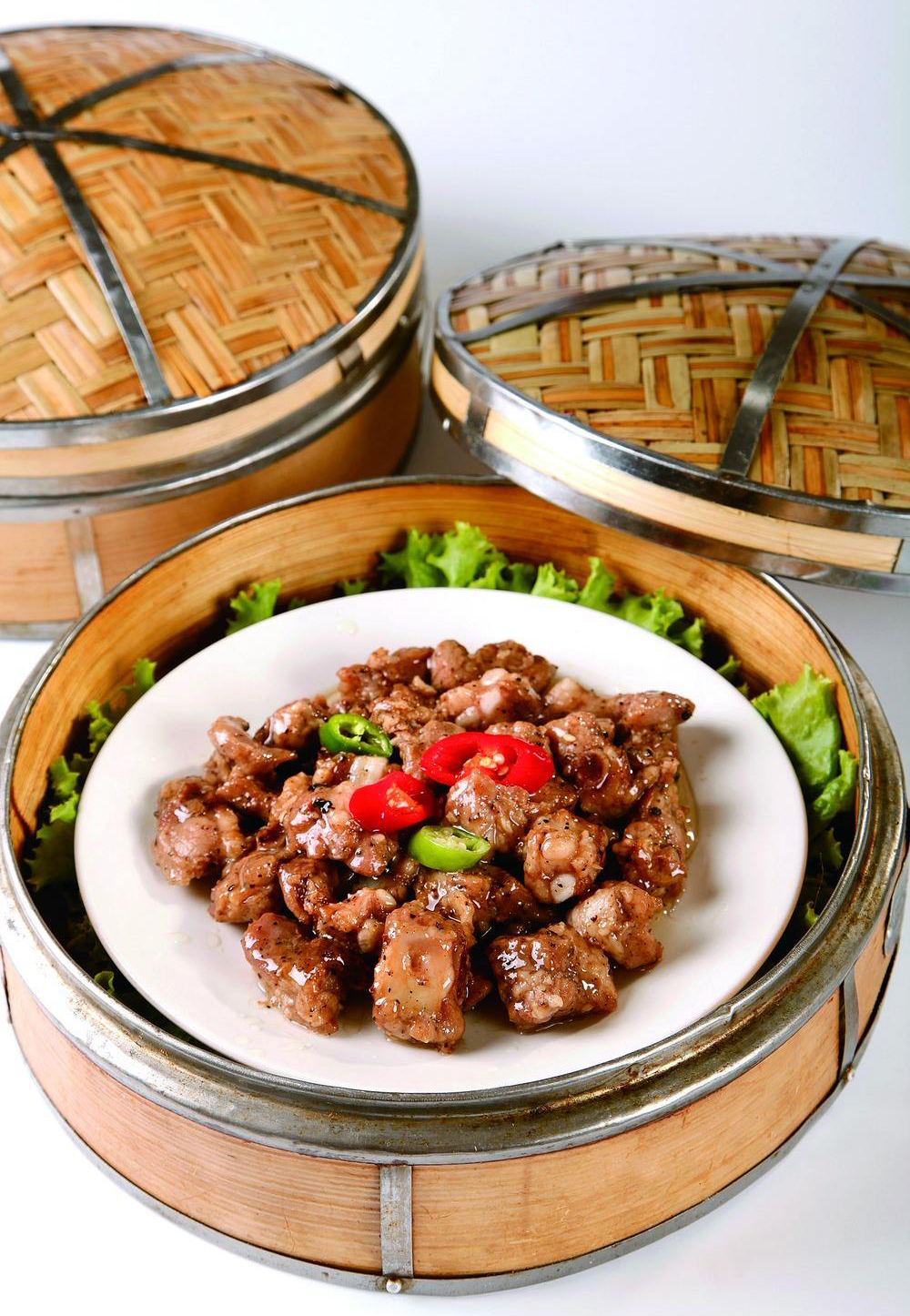  p data-id="gnbjathjws">广式蒸排骨是广东省传统名菜,属于粤菜系.