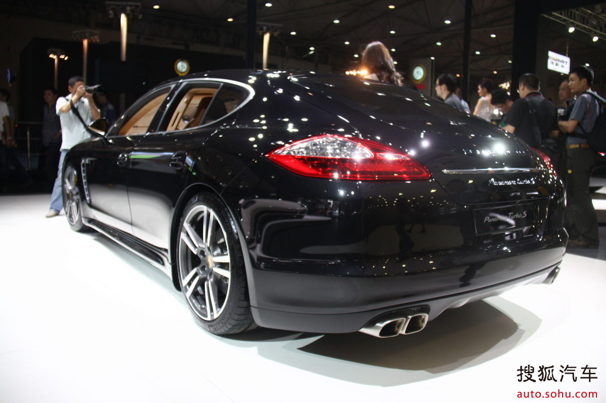 保时捷 panamera