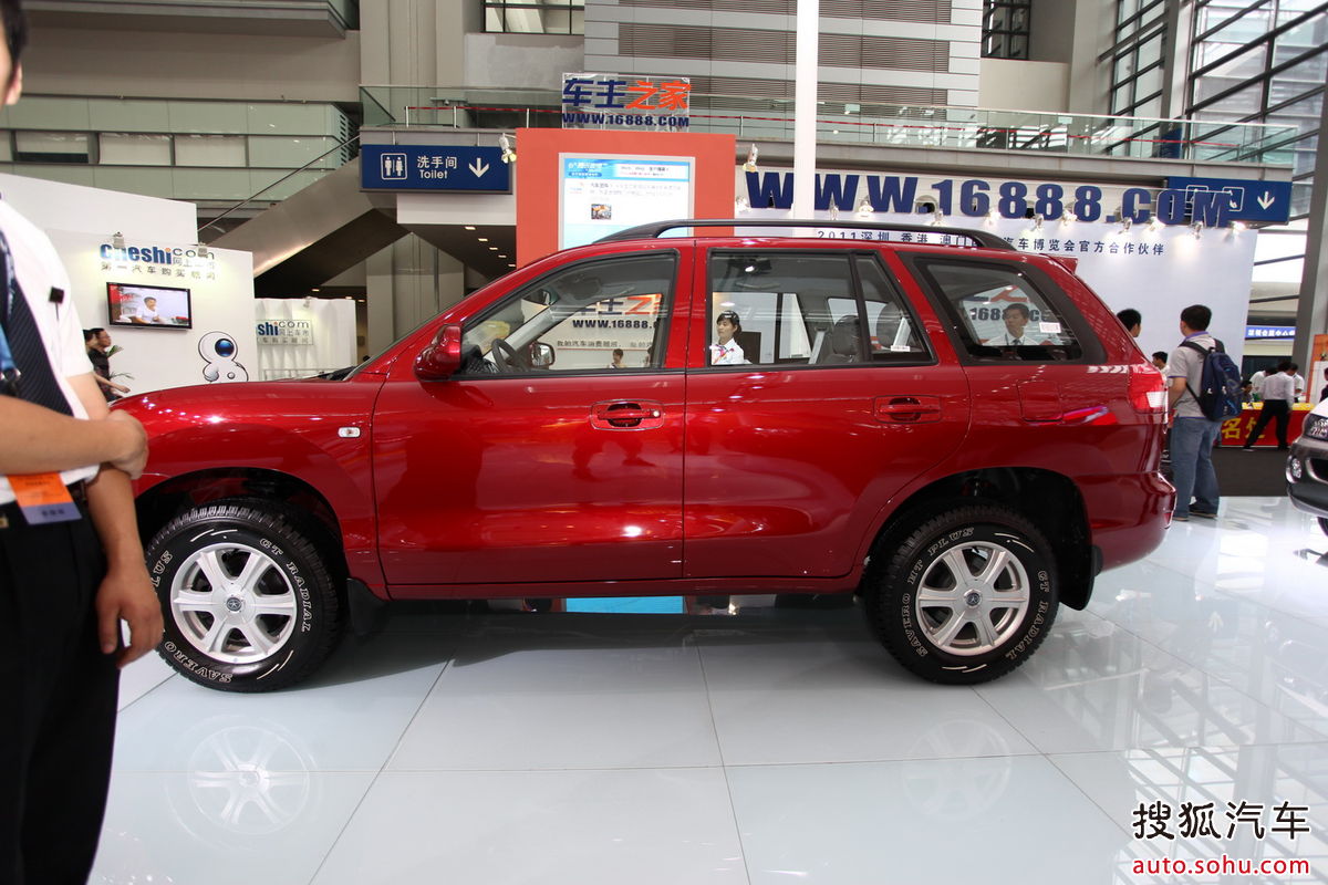  p>江淮瑞鹰,是江淮旗下的首款suv车型,采用发光二级管设计的 a href=