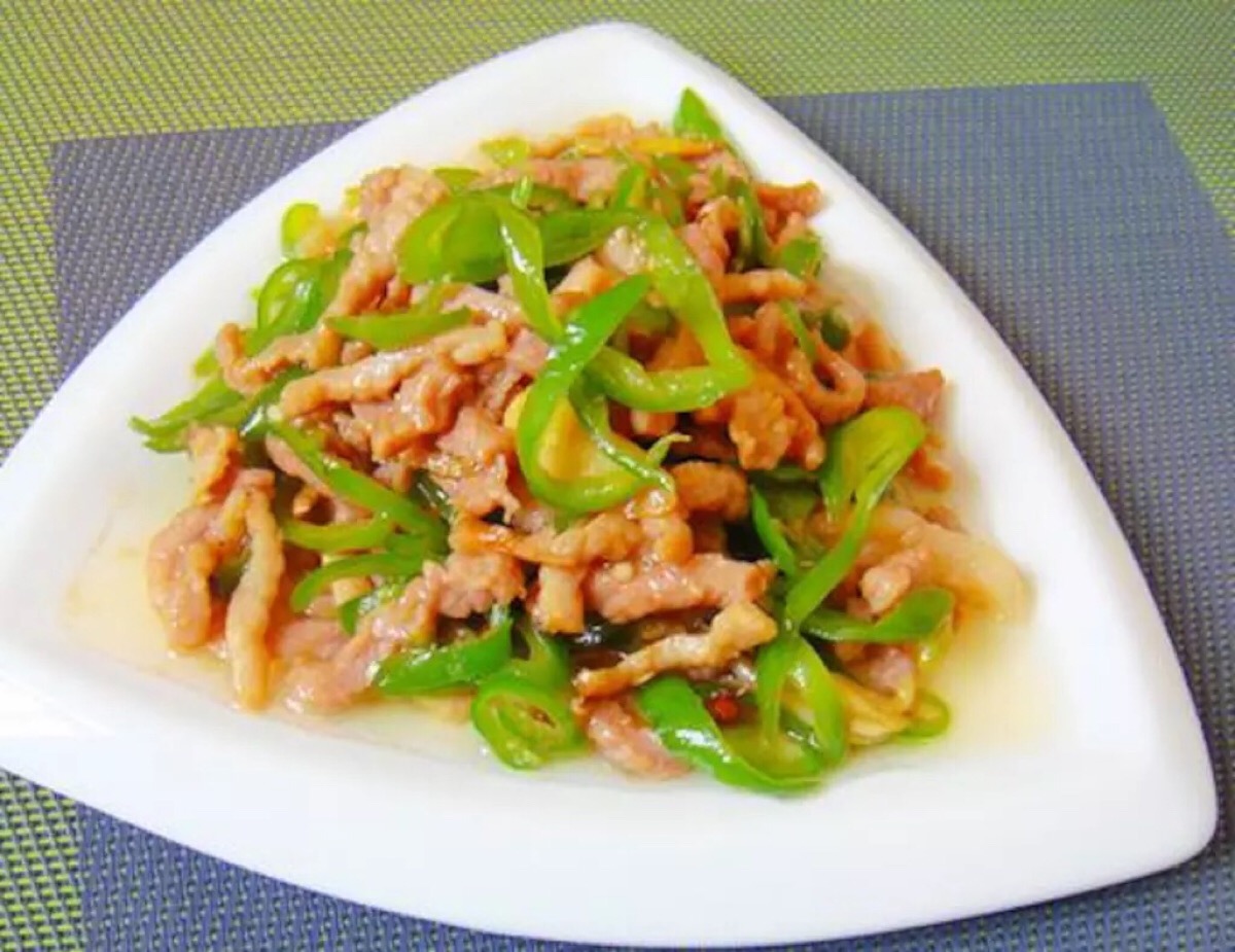 炒尖椒瘦肉