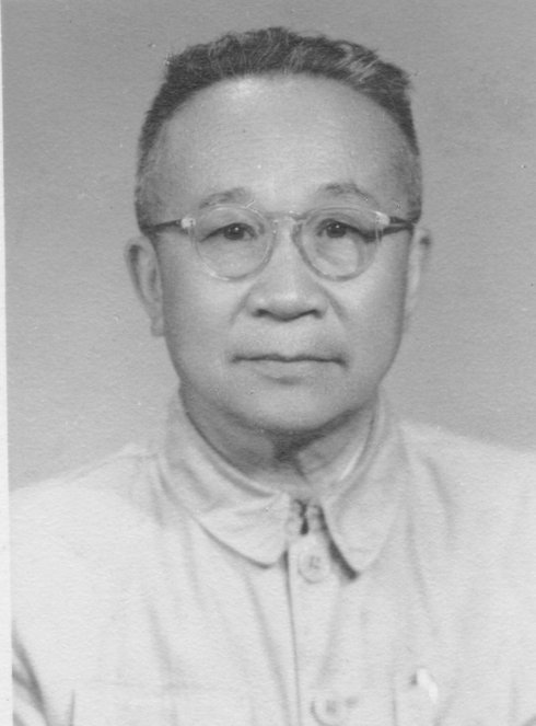  p>张云逸 i>(1892年8月10日-1974年11月19日) /i>,广东省文昌县(今属