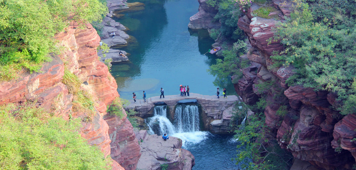  p data-id="gnvippdaw1">叠彩洞是连接的修陵公路云台山段19条 a