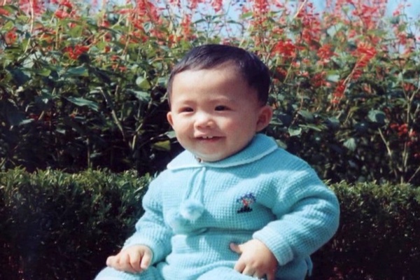  p>李云迪(yundi),1982年10月7日出生于中国重庆,钢琴演奏者.