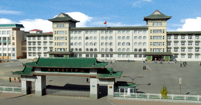 吉林通化市靖宇中学