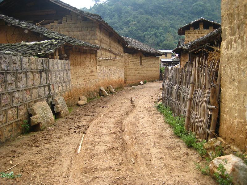  p>岩腊峰自然村,隶属于云南省文山壮族苗族自治州广南县旧莫乡旧莫村