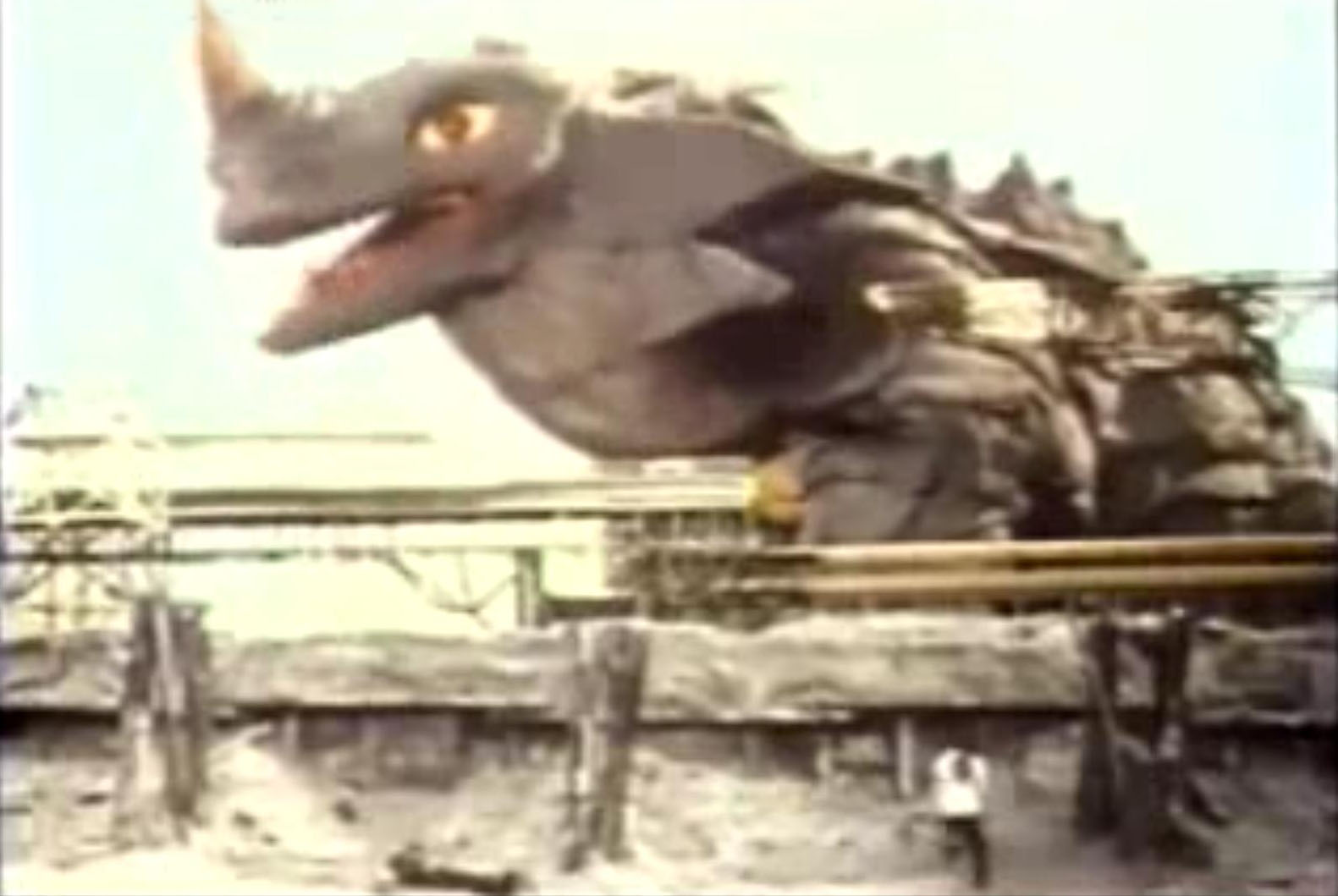 lemmaid="3019817">归来的奥特曼 /a>》第13集,第14集中的海啸怪兽