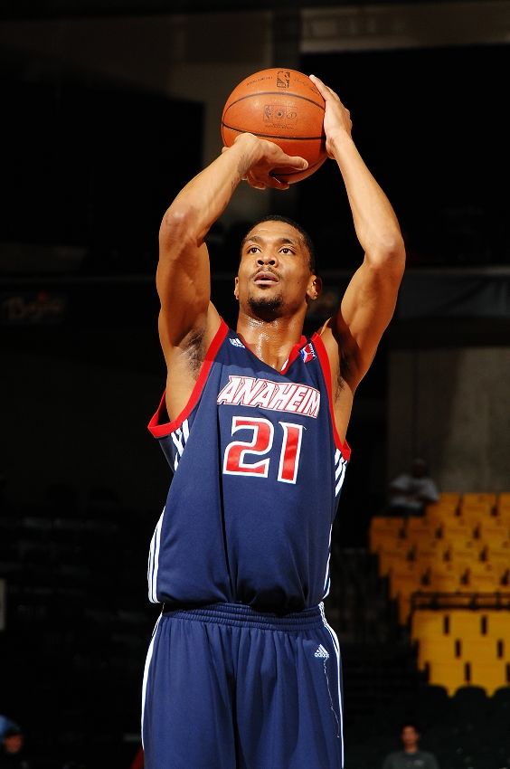  p>詹姆斯·怀特(james white),1982年10月21日出生于美国 a href="#"