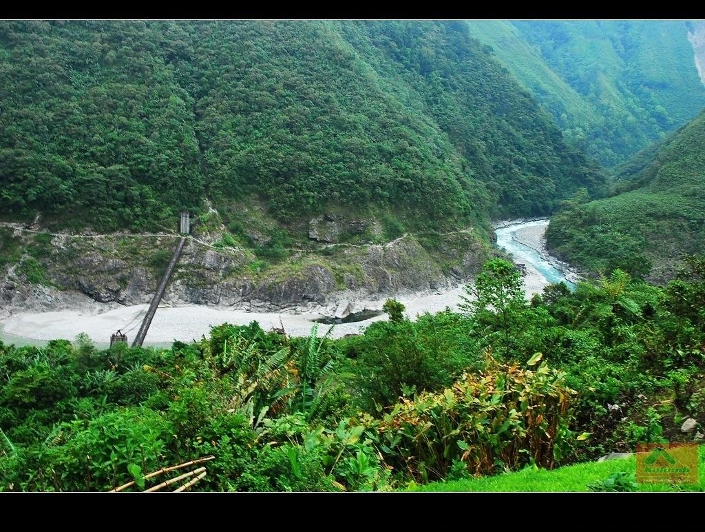 雅鲁藏布江大峡谷