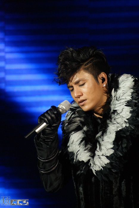  p>陈坤,1976年2月4日出生于 a target="_blank" href="/item/重庆市