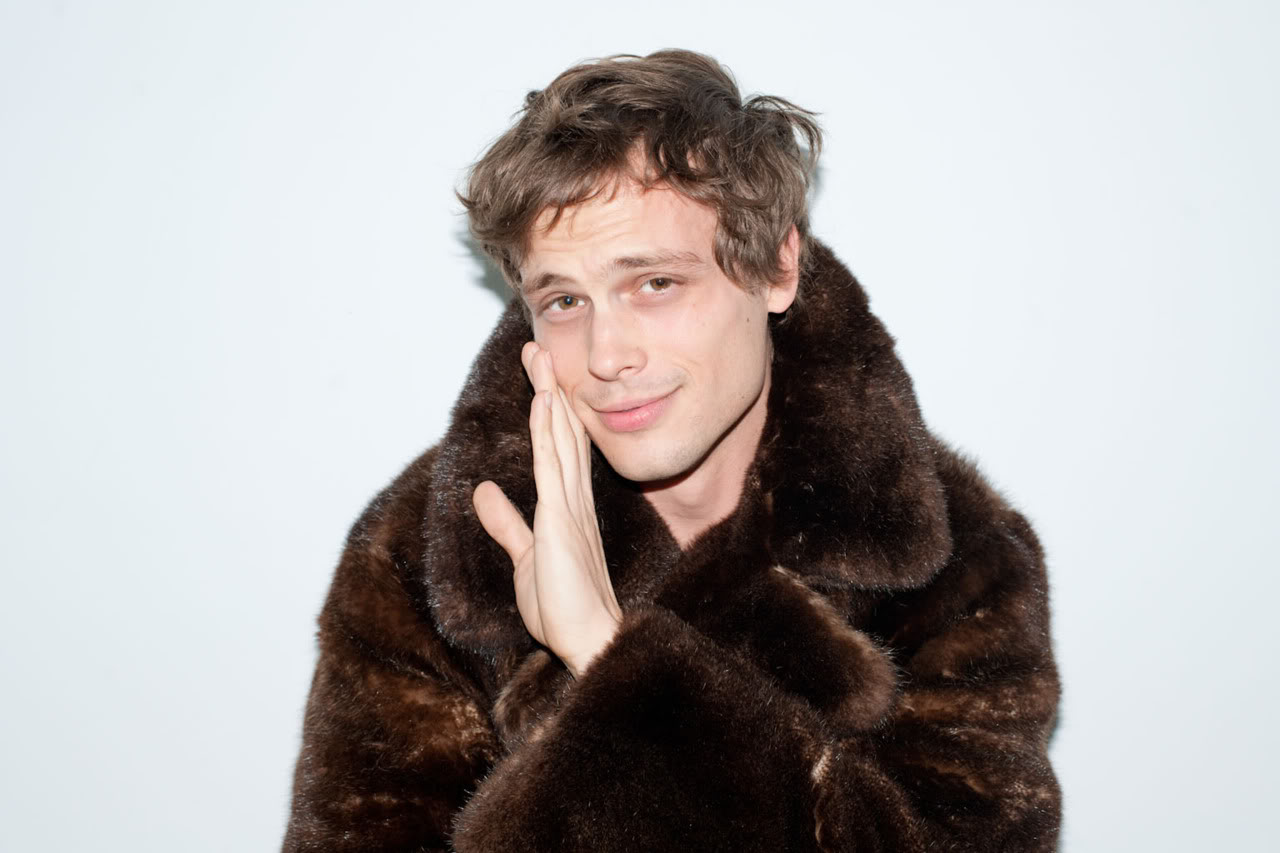  p>马修·格雷·古柏勒(matthew gray gubler),1980年3月9日出生于