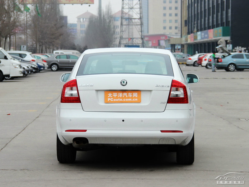  p>斯柯达明锐作为上汽大众斯柯达品牌的第一款轿车,是与欧洲同步的