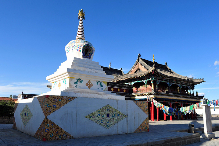  p data-id="go03t5z0p9">百灵庙位于内蒙古 a target="_blank" href=