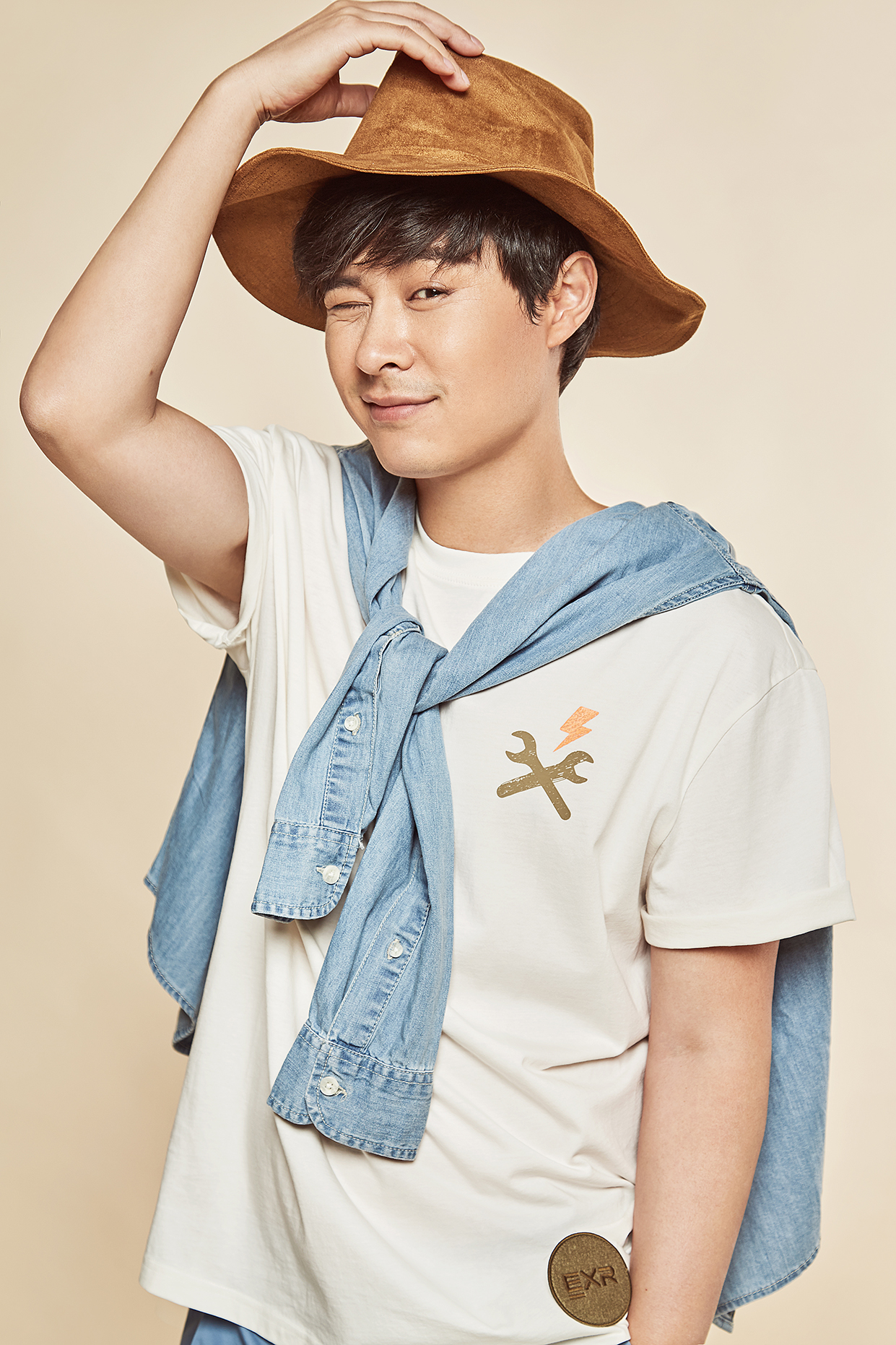  p>伊扬,出生于 a target="_blank" href="/item/北京/128981" data