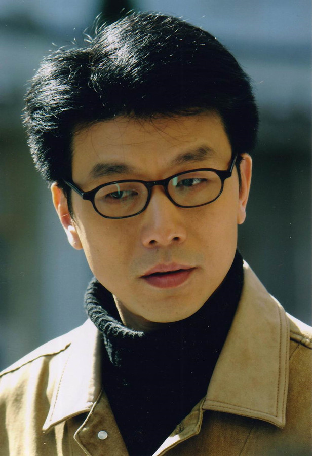 >刘冠军,出生于山东省潍坊市,毕业于中央戏剧学院,中国内地影视男演员