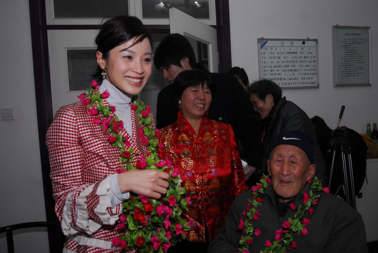 石小群