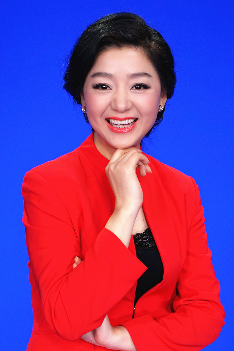  p>黄蕾,女, a target="_blank" href="/item/苏州广播电视总台