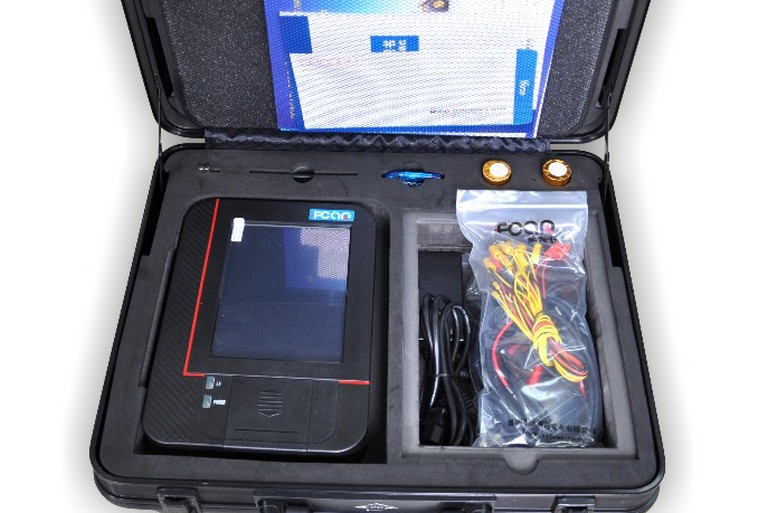 仪(又称汽车解码器)是用于检测汽车故障的便携式智能汽车故障自检仪