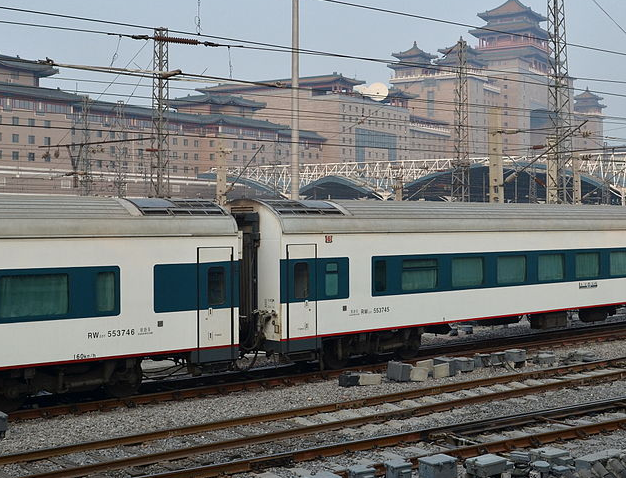  p>直达特快列车简称直特,是 a target="_blank" href="/item/中国