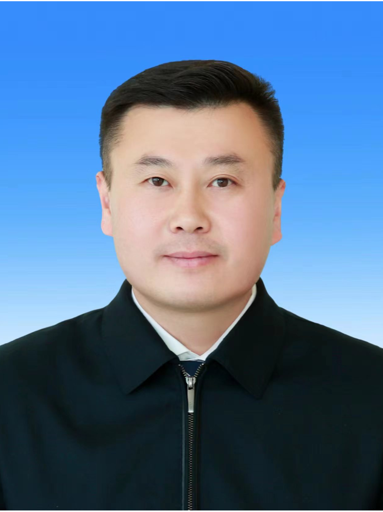  /p> p data-id="u5aepkspg7hz">现任鄂尔多斯市人民政府外事办公室主