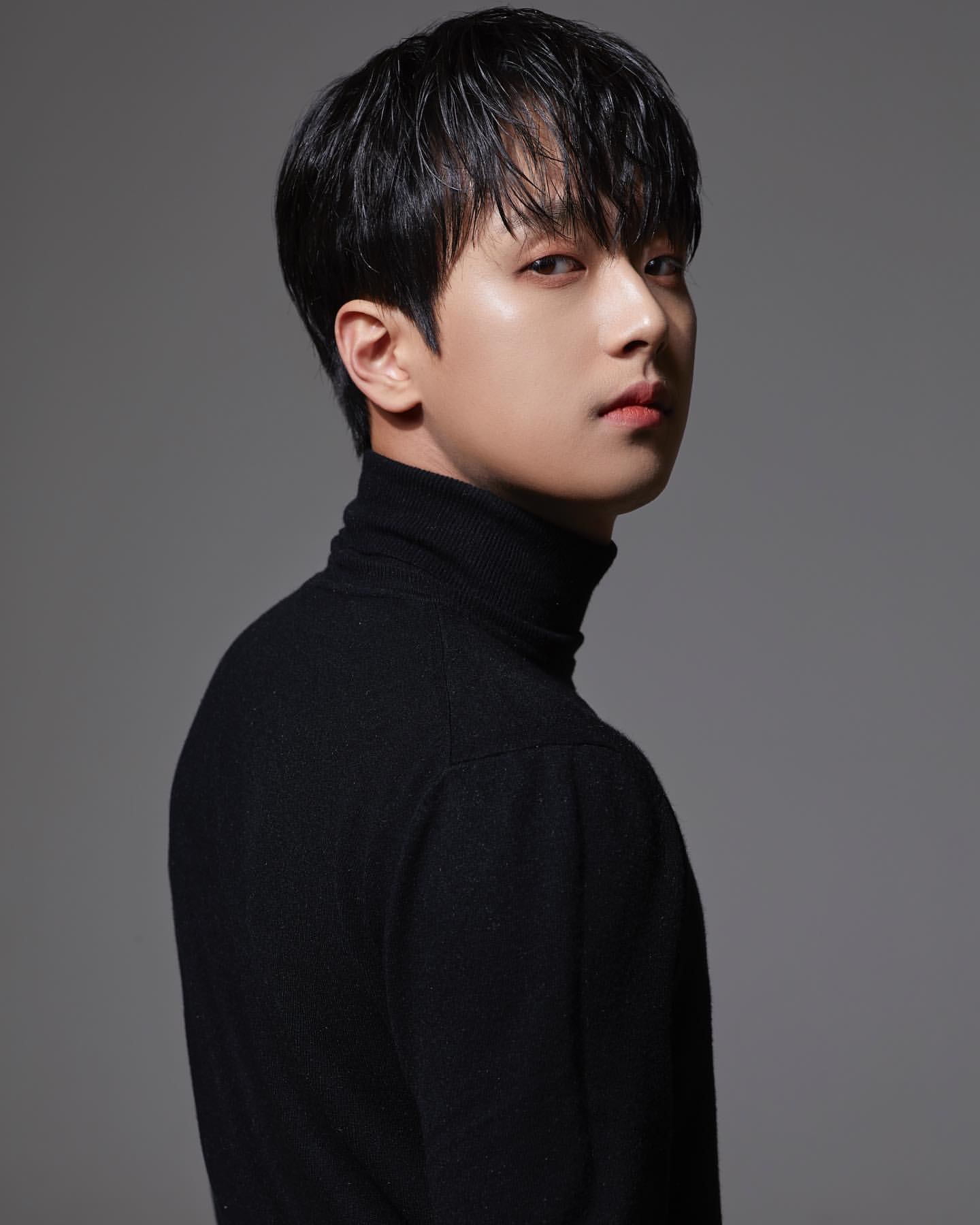  p data-id="gn09y34t7f">李灿元,男,1996年11