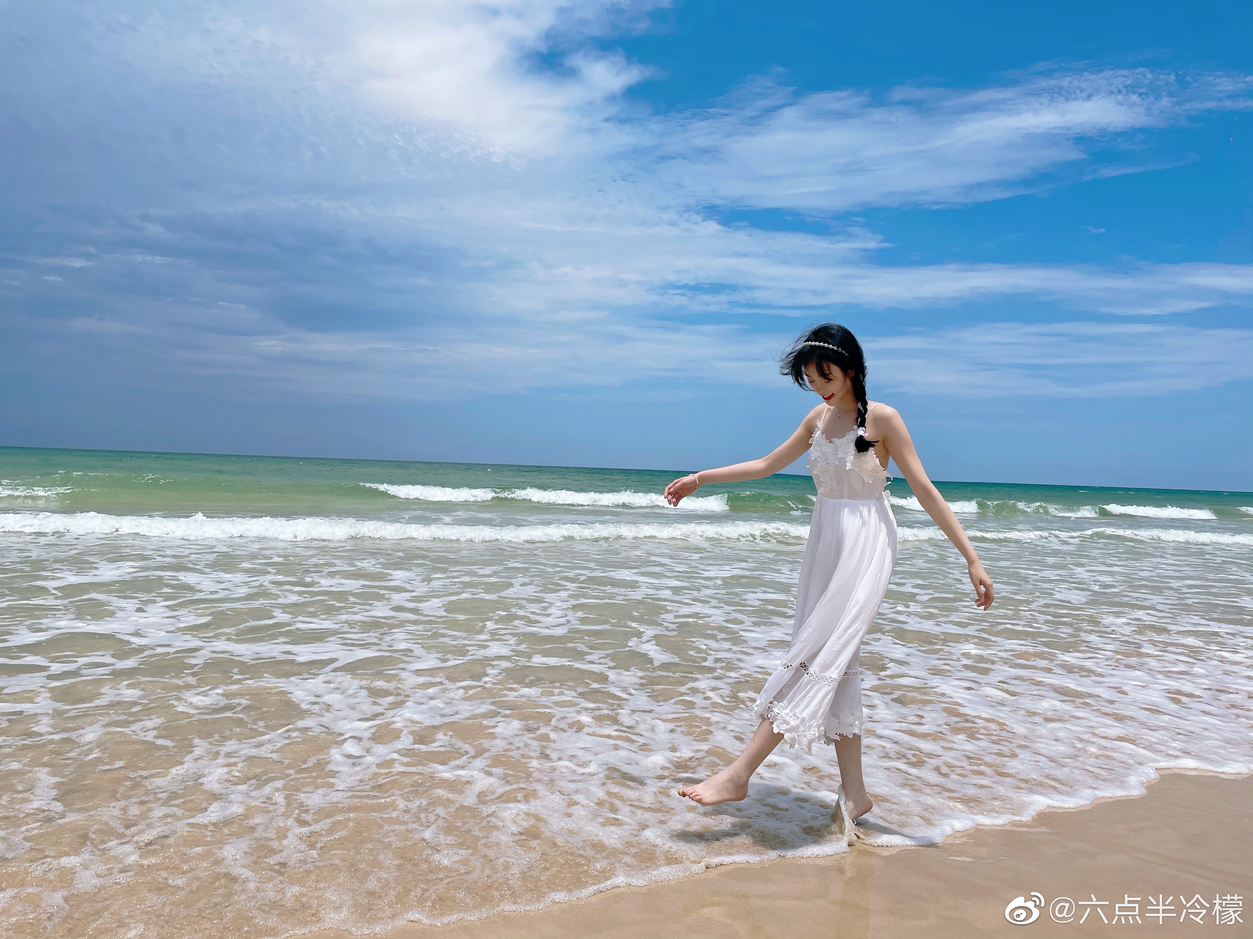  p data-id="gncndaayd4">冷檬,本名林雅婷,1993年5月2日出生于云南省