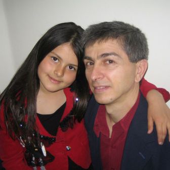 安德莱斯库和父亲