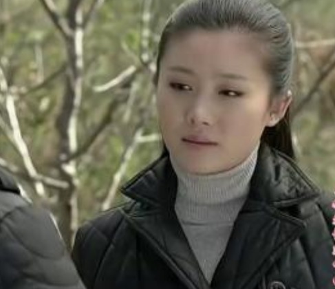 黄亚萍,女,是《乡村爱情》系列剧中的角色