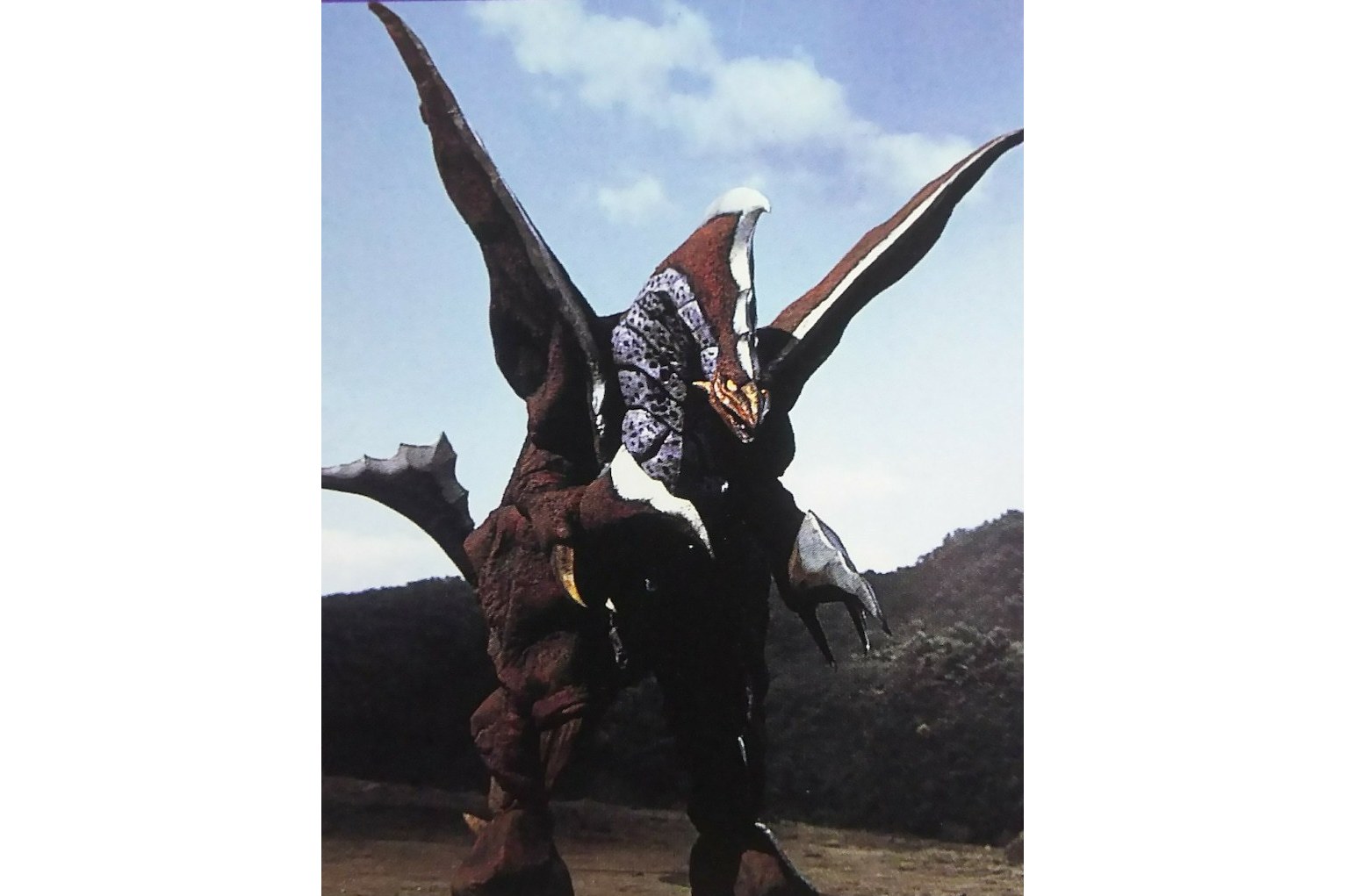 id="111617">日本 /a>圆谷特摄剧《迪迦奥特曼》第1话《光的继承者》