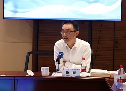 杨硕（中华人民共和国国家民族事务委员会古籍整理研究室副主任）_百度百科