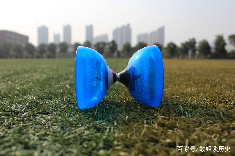 老北京文化：抖空竹是怎么回事？绢花是如何发展起来的？_百科TA说