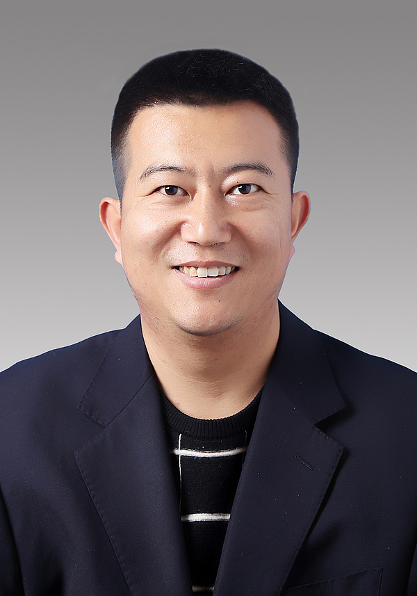 统计学专业,大学本科学历,2004年9月参加工作,无党派,中级统计师