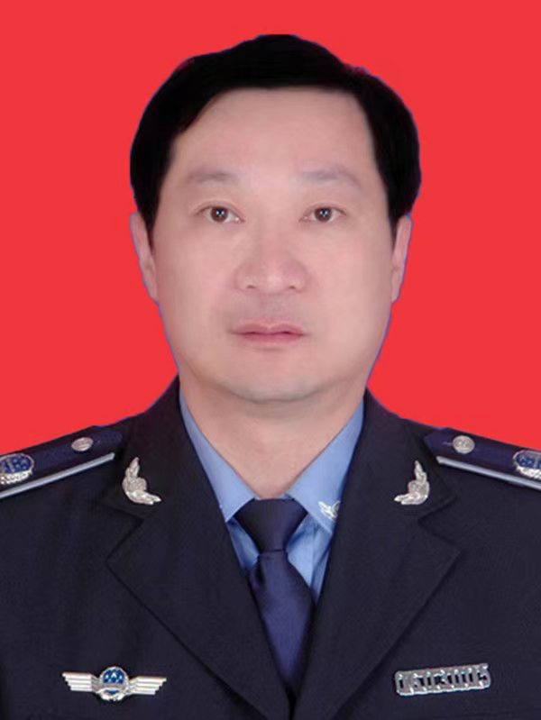 高斌,呼和浩特市玉泉区城市管理综合执法