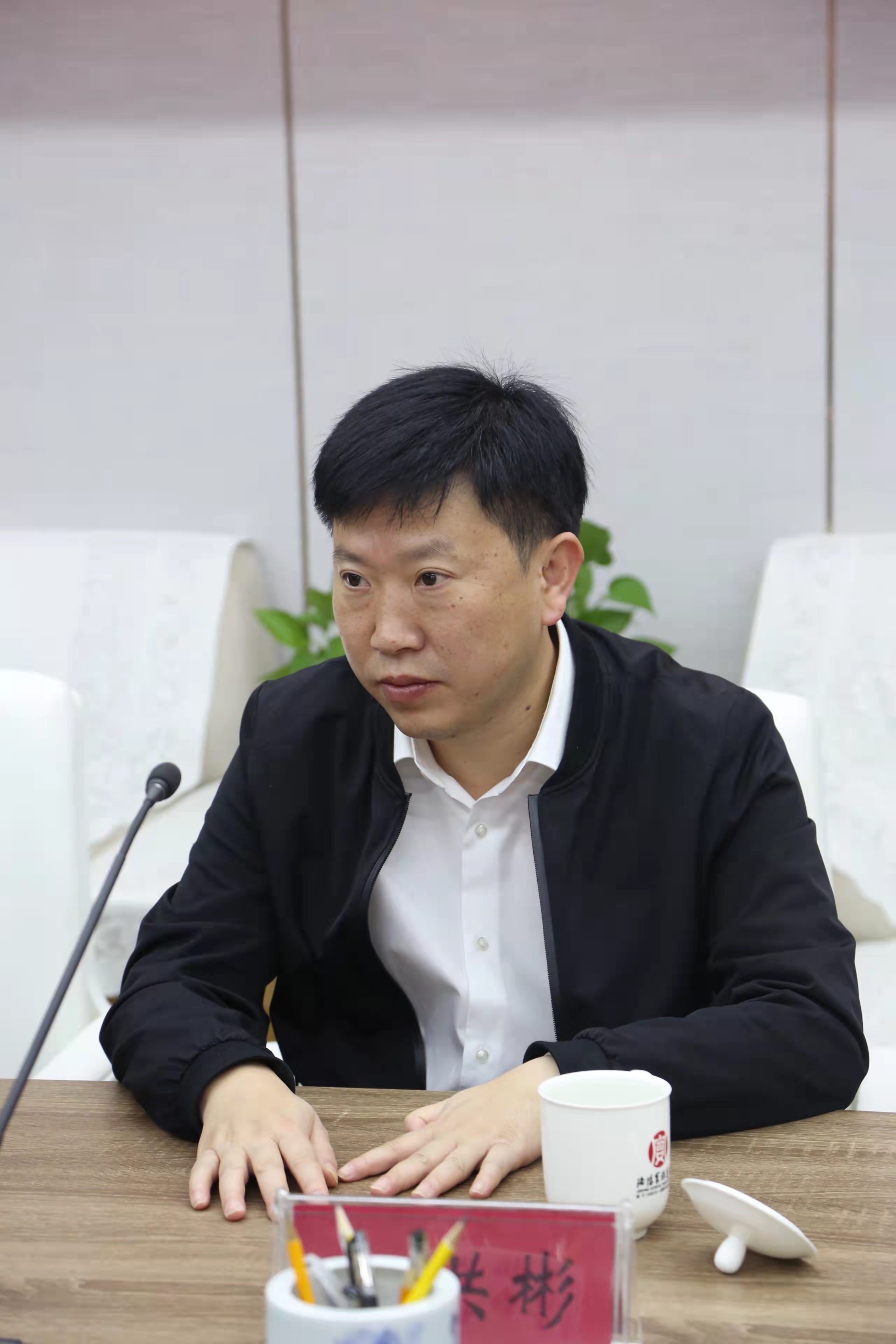 data-lemmaid="525795">仁怀市 /a>茅台镇人,中国首届酱香酒酿酒大师