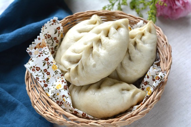 大头菜素馅麦穗包