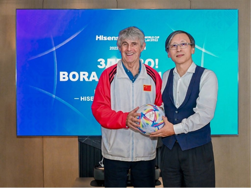 米卢：期待中国企业和中国队早日同现世界杯_百科TA说