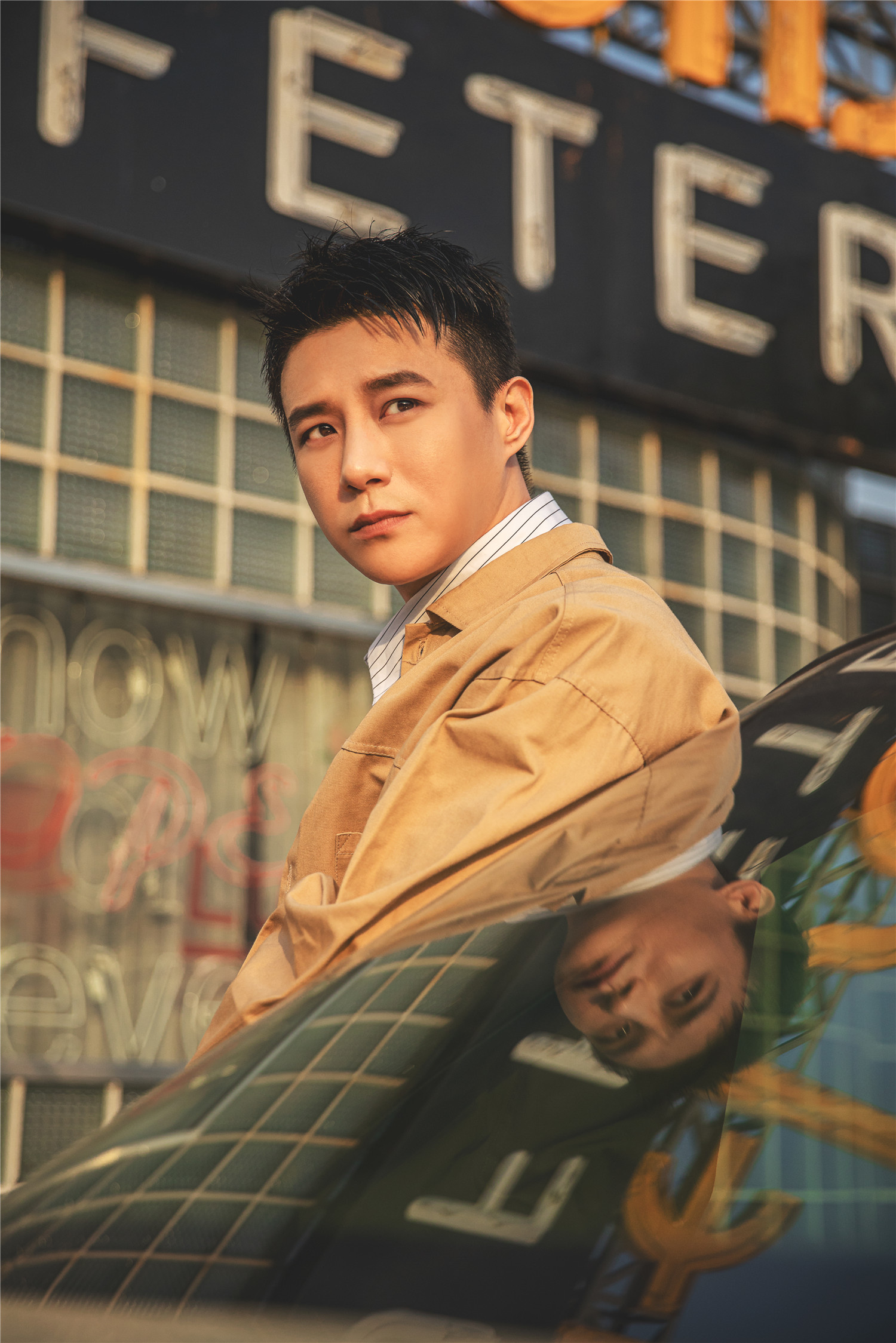 young),原名王柯达,出生于山西省太原市,中国内地影视男演员,毕业于 a