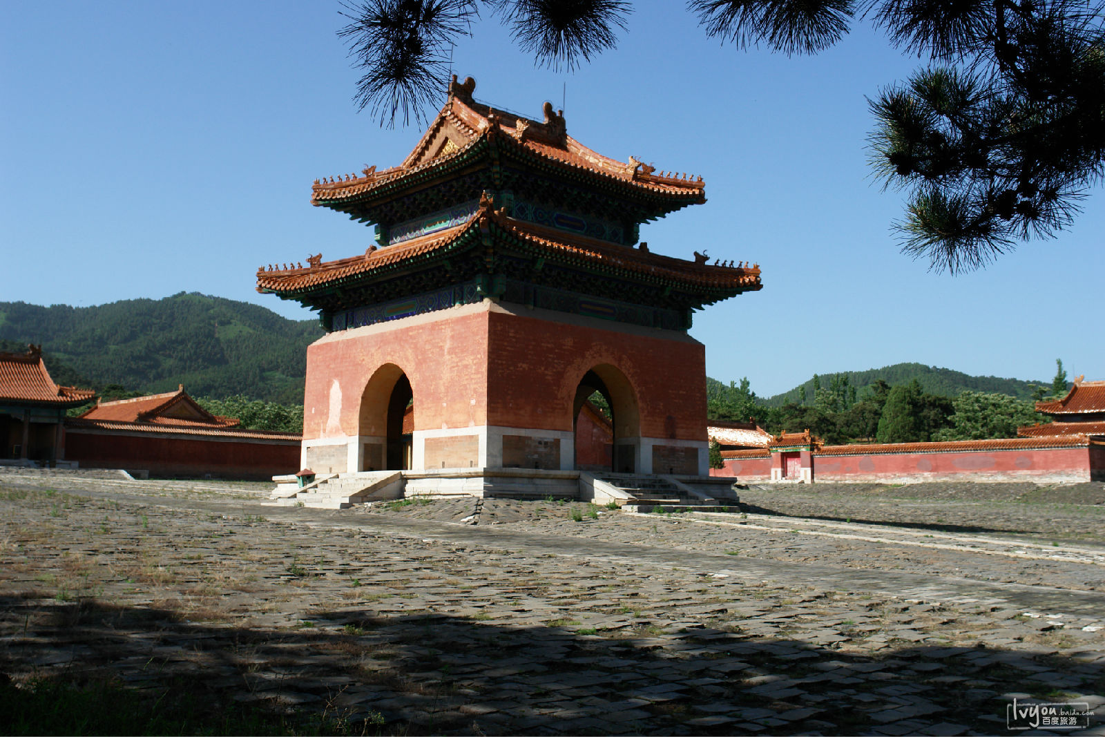  p>清东陵位于 a target="_blank" href="/item/河北省">河北省 /a> a