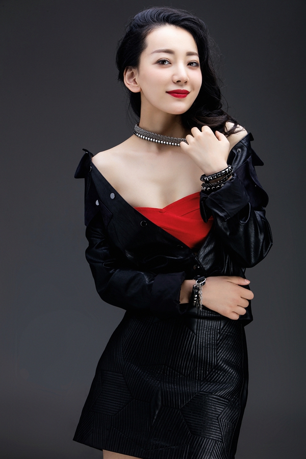  p data-id="gnx7g9oq6k">舒遥,中国大陆女演员,新生代女艺人.