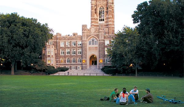 福特汉姆大学