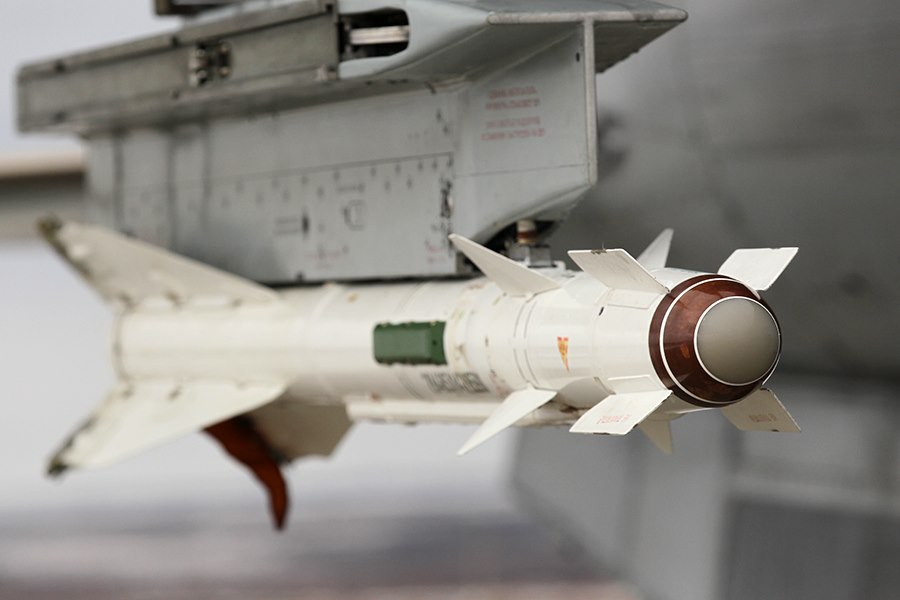  p>r-73空空导弹(北约代号:aa-11"射手")是苏联/俄罗斯一型近距空中