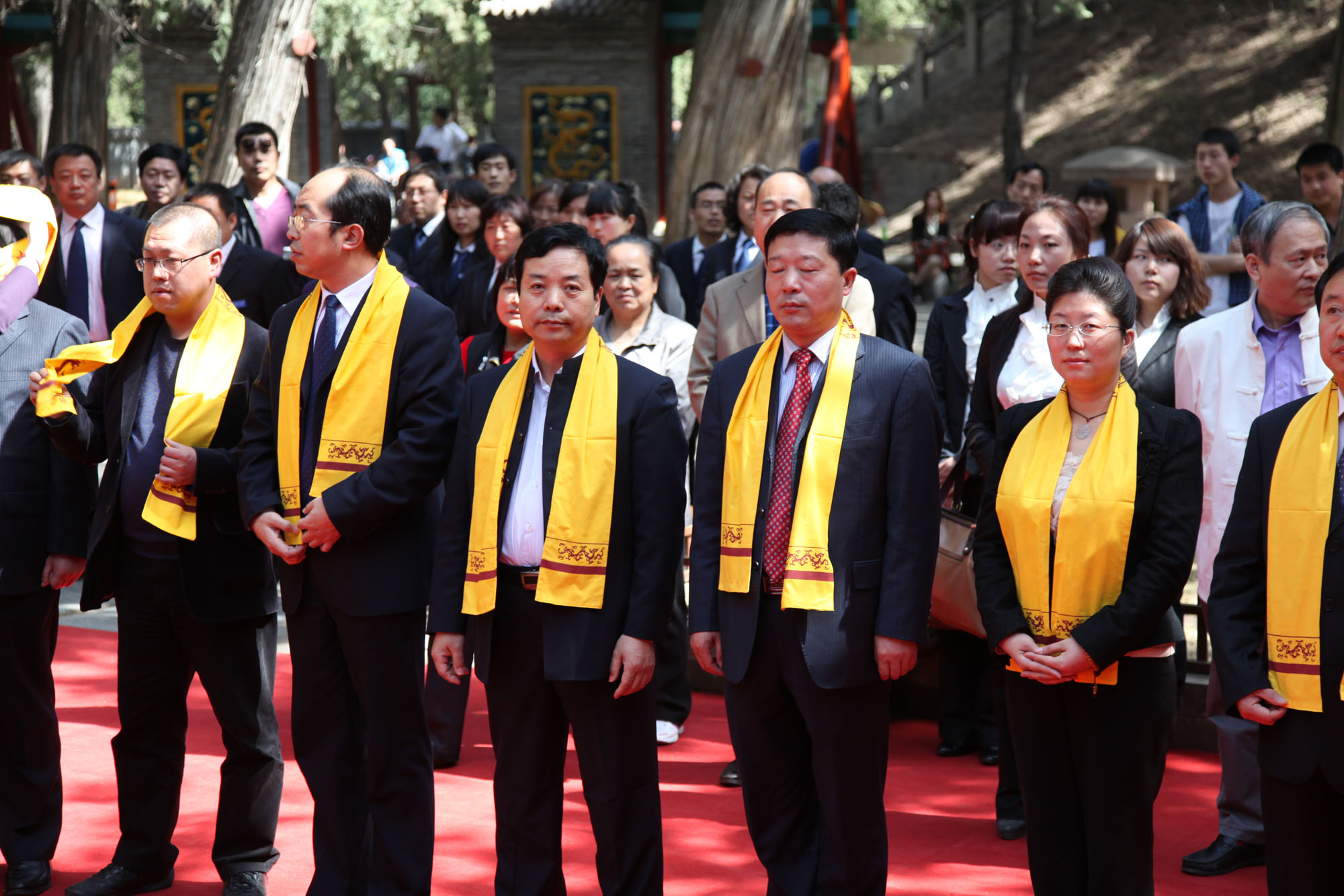男,汉族,中共党员,1954年生于周至县哑柏镇,号太白山人,研究生学历