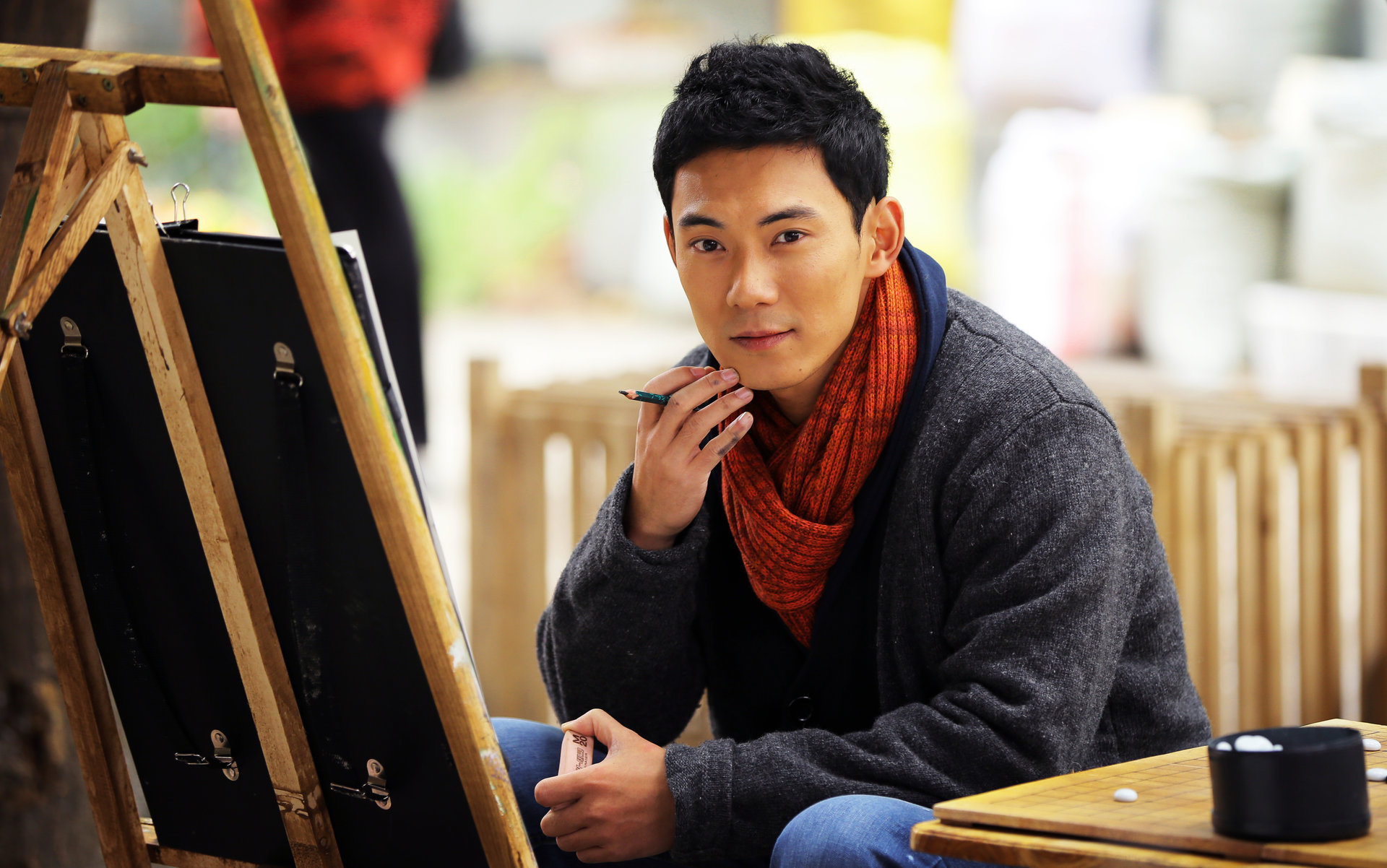  p>曲高位,出生于山东省,毕业于中央戏剧学院2003表演系本科,中国内地