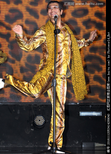  p>古坂和仁(ピコ太郎),1973年7月17日出生于青森县青森市,日本男歌手