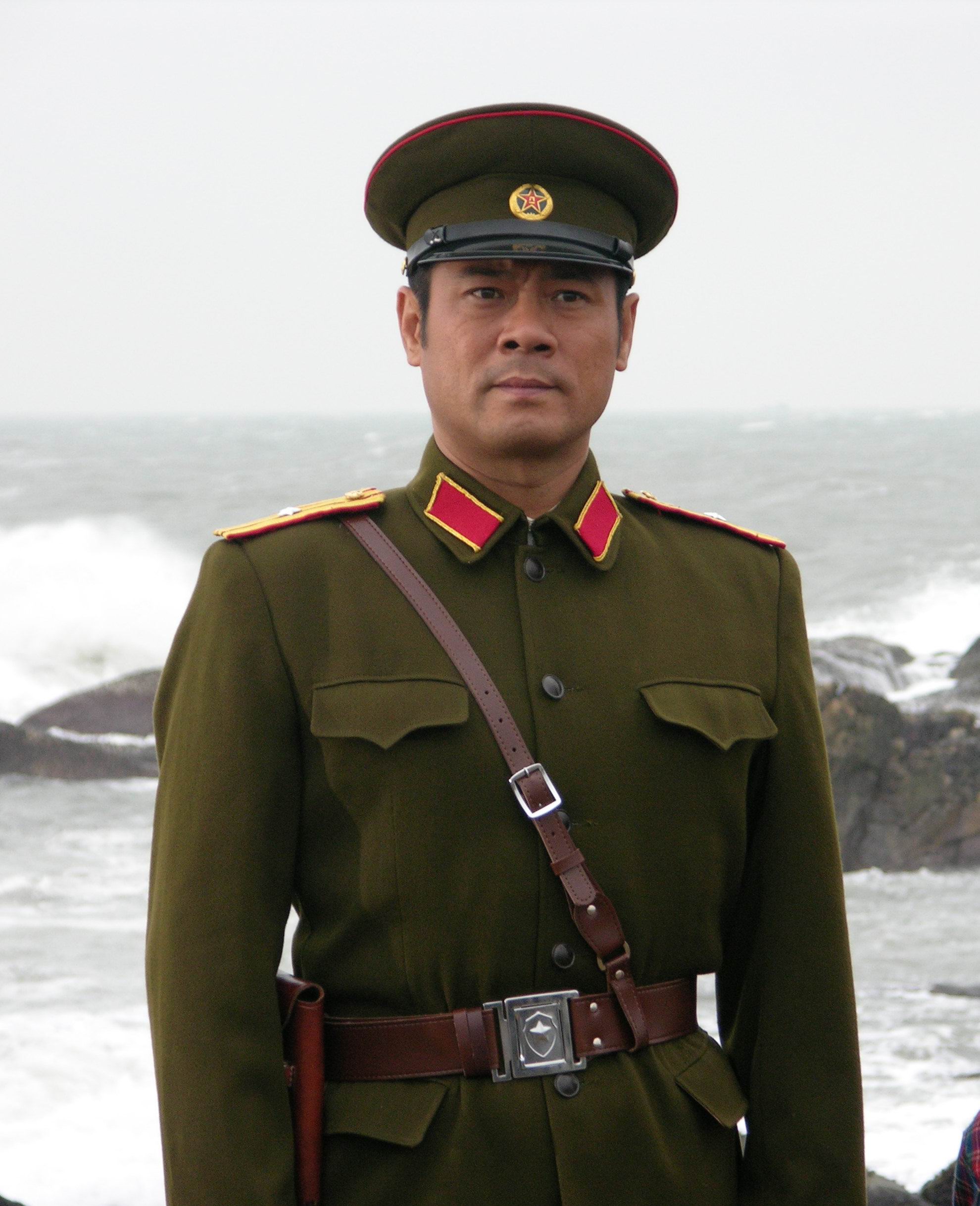  p data-id="gnt2t2jeqh">孙洪涛,男,制片人,国家一级演员 sup data