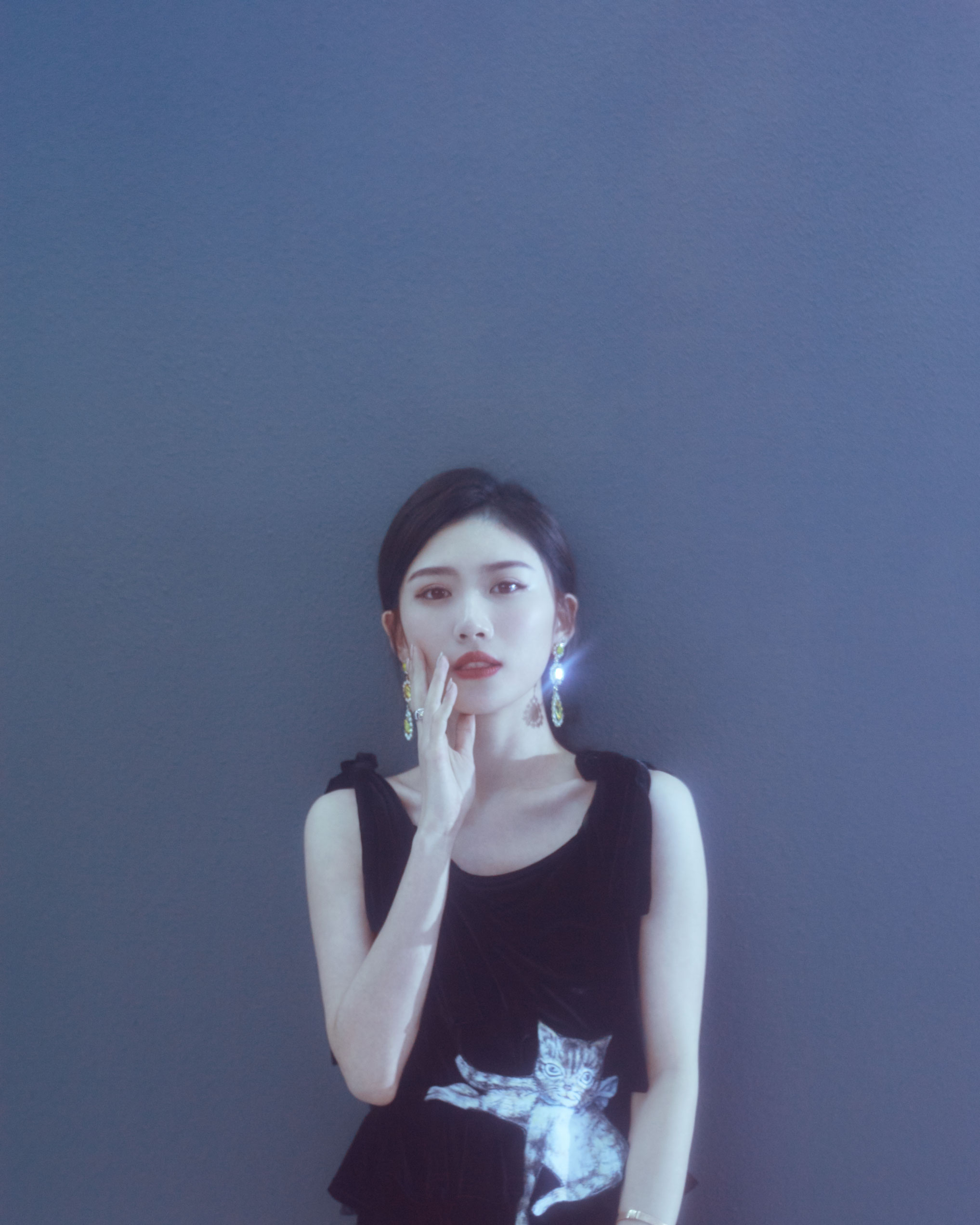  p>辛嘉宝,中国内地女主持人,毕业于 a target="_blank" href="/item