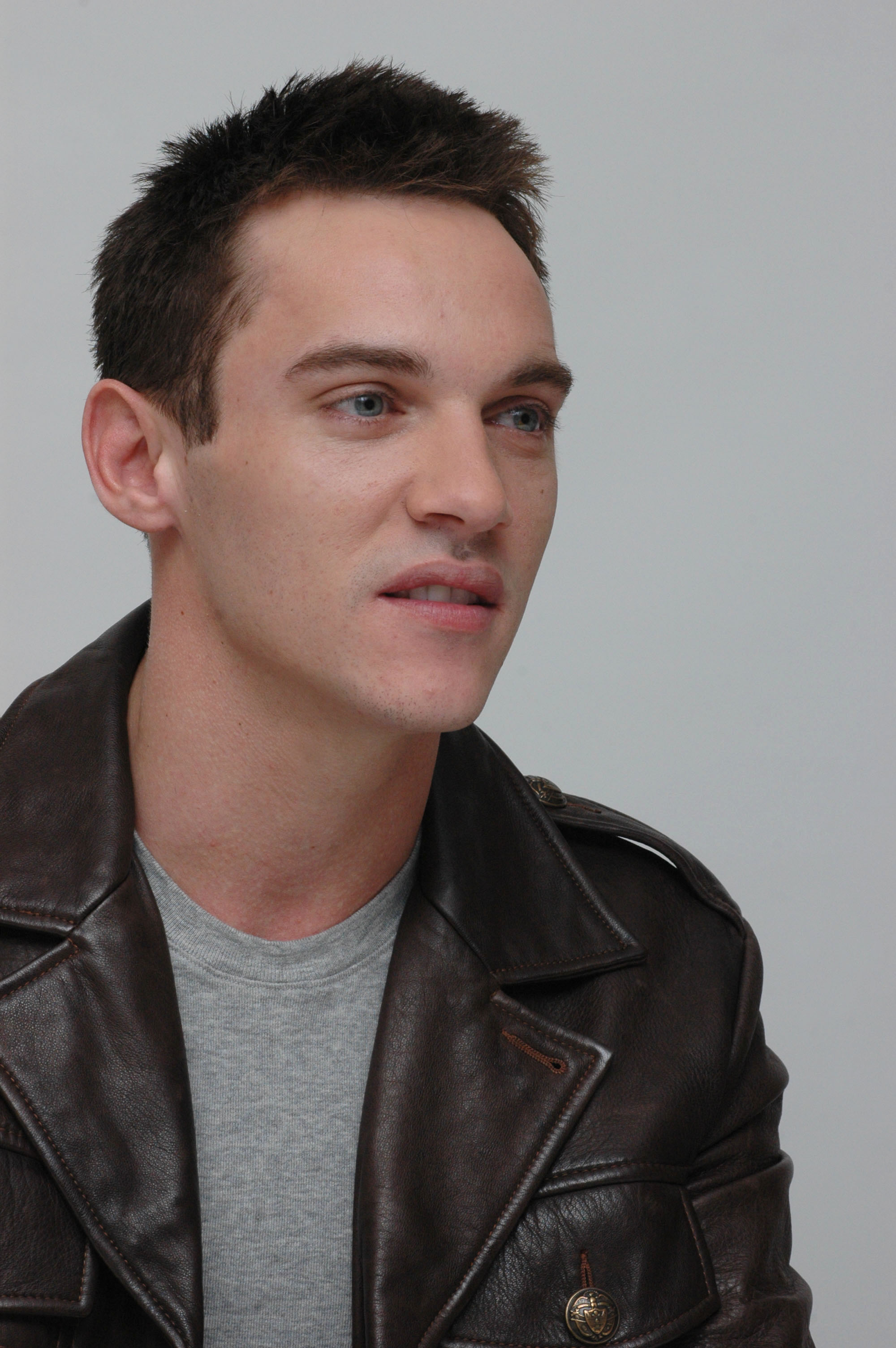 乔纳森·莱斯·梅耶斯